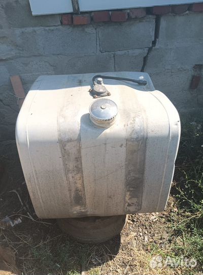 Бак дополнительный Ман Man