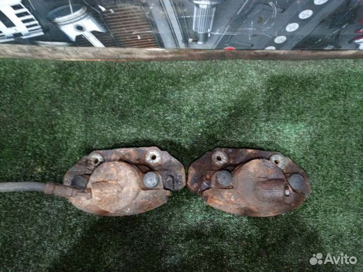 Суппорт тормозной передний Ford Fusion 1.4 fxja