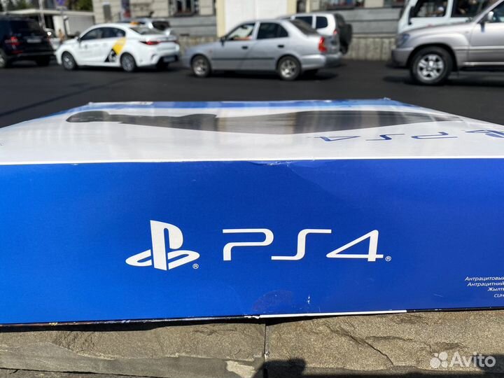 PS4 Slim