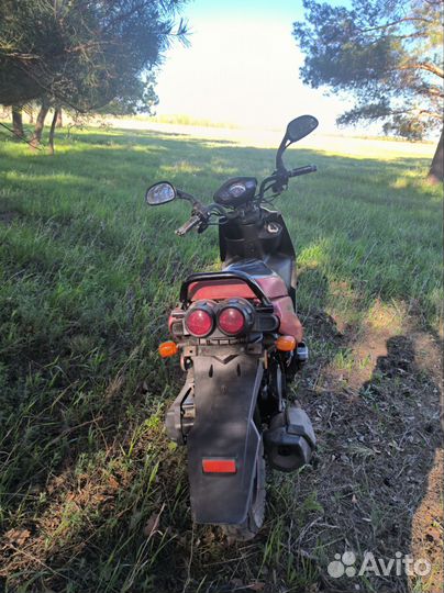 Продам скутер 80кубов