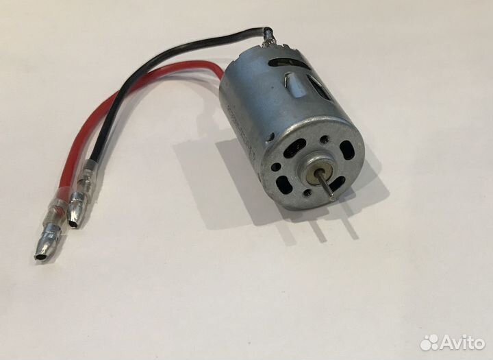Коллекторный двигатель для машинки 1:16