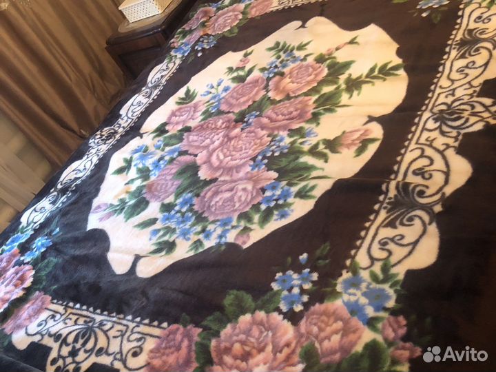 Одеяла , покрывала тёплое