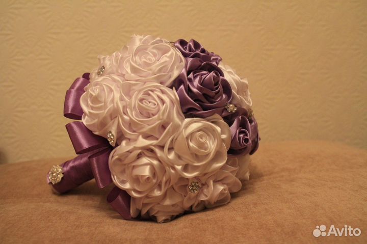 Букеты из атласных лент