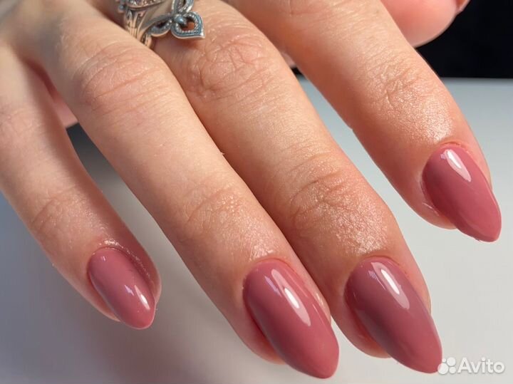 Маникюр с покрытием гель-лак