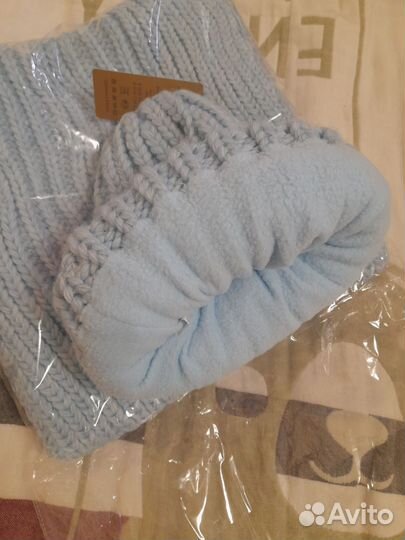 Женская шапка со снудом