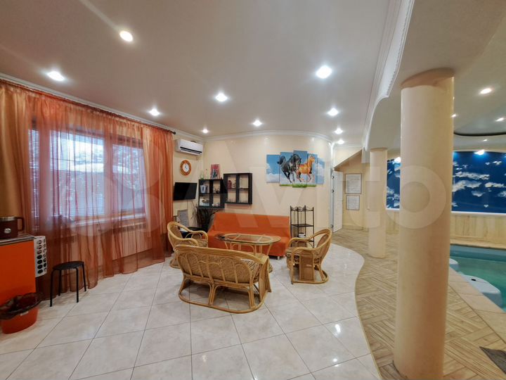 Дом 250 м² на участке 10 сот.