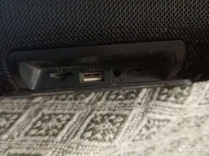 Колонка jbl паль