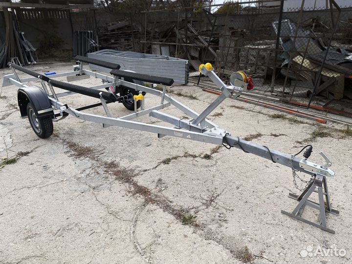Прицеп для перевозки яхты