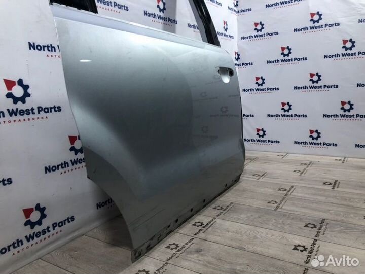 Дверь задняя правая Volkswagen Sharan