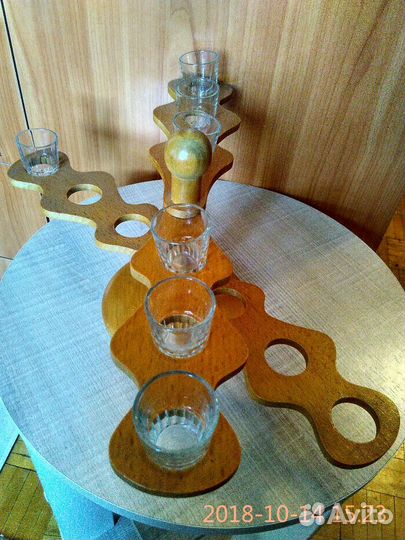 Подставка со стопками