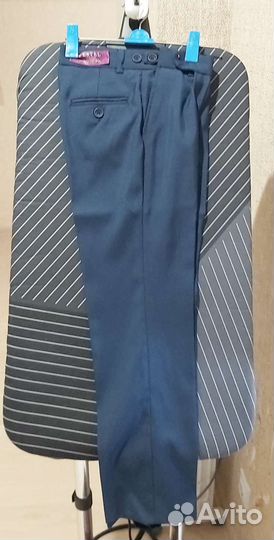 Костюм школьный 128-134 размер
