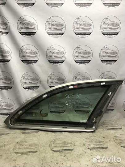 Стекло заднее боковое правое Mercedes W203 C 2000