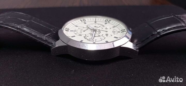 Часы guess. Оригинал