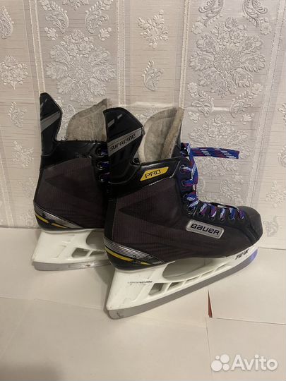 Коньки хоккейные Bauer Supreme Pro размер 45.5