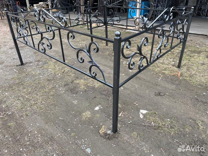 Ритуальные оградки на могилу