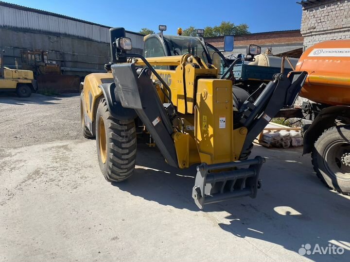 Телескопический погрузчик XCMG XC6-3514K, 2023