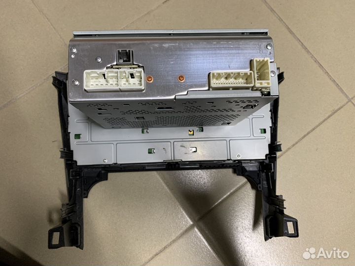 Магнитола на Камри 50