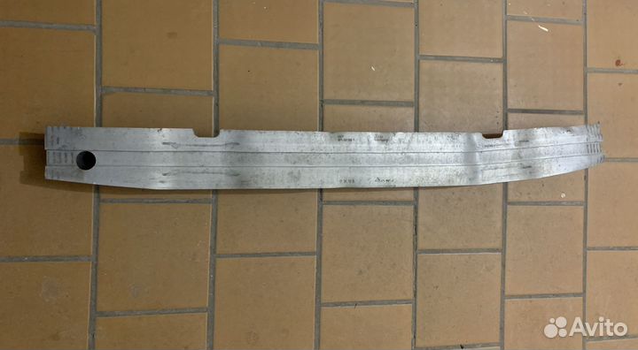 Усилитель переднего бампера Audi A3 8P