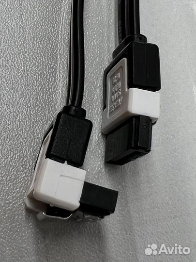 Кабель питания SATA