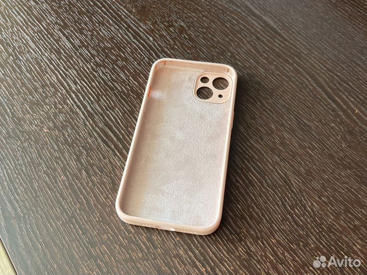 Чехол на iPhone 13