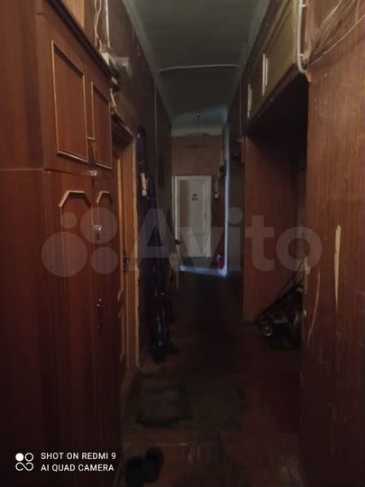 Комната 12 м² в 5-к., 4/4 эт.