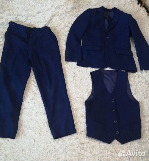 Продам для школы вещи на мальчика