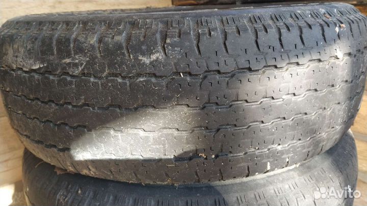 Bridgestone Dueler H/T 215/65 R16