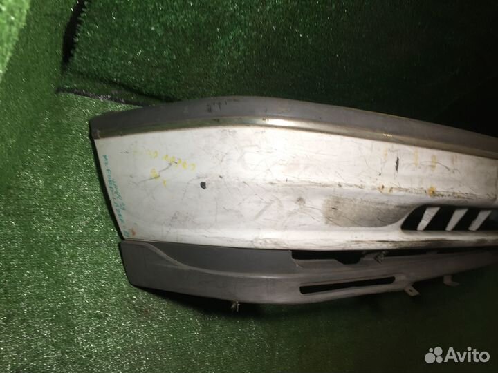 Бампер передний Ford Laser BG Белый царапины