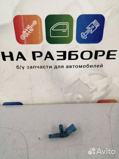 Датчик abs передний левый Volkswagen Touareg GP