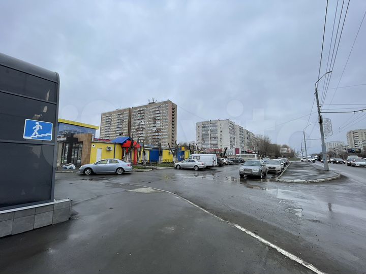 Торговая площадь с отдельным входом, 5 м²