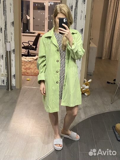 Плащ женский