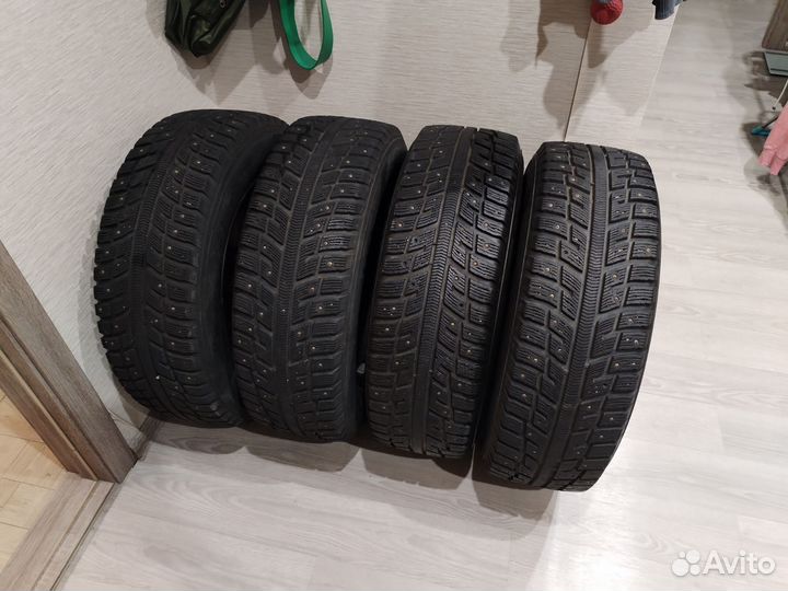 Kumho I'Zen KW22 235/65 R17 108