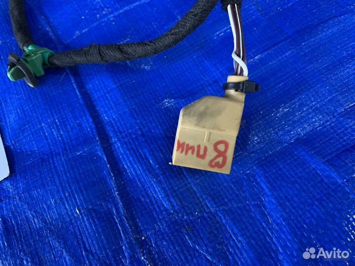 Зеркала заднего вида правое Touareg 2007-2010