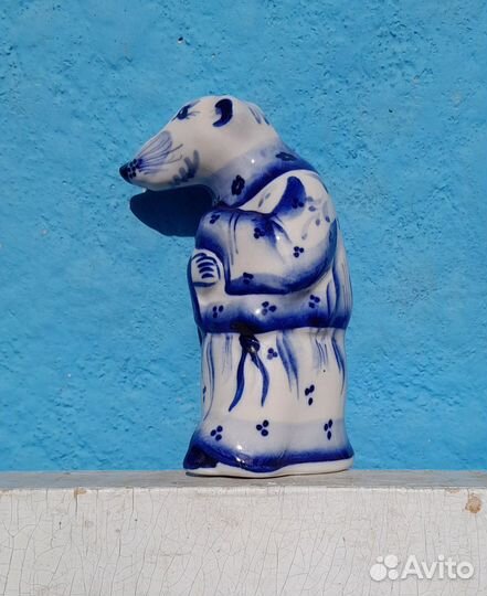 Фигурка гжель крыса-ключница