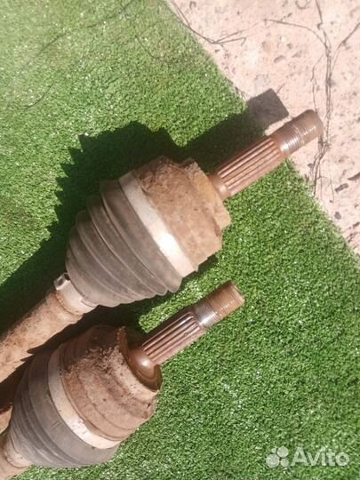 Привод передний renault symbol 1 1,4 K7J700