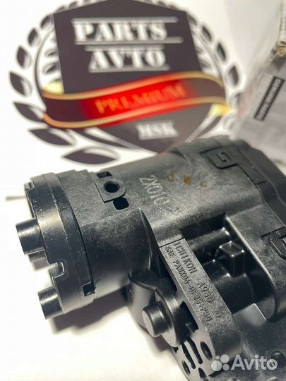 Мотор зеркала R Nissan Patrol Infiniti QX56 QX80