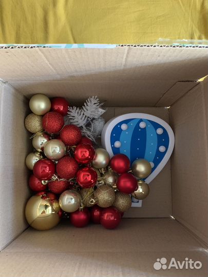 Елочные игрушки, светильники