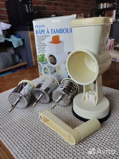 Тёрка настольная механическая