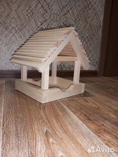 Кормушка скворечник для птичек