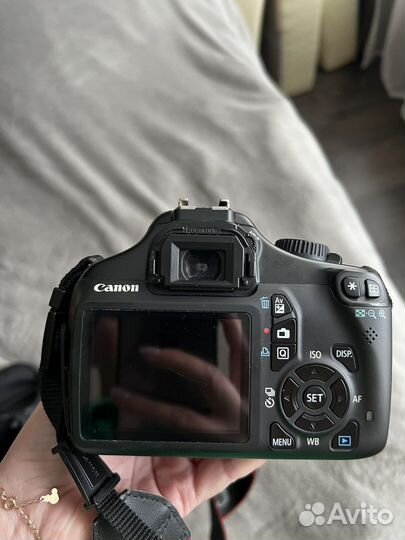 Фотоаппарат Canon EOS 1100D Kit EF-S 18-55mm f