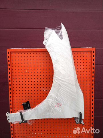 Крыло левое Toyota Camry 70