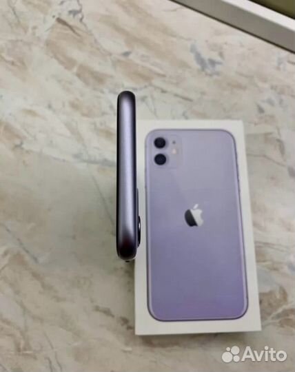 iPhone 11, 64 ГБ