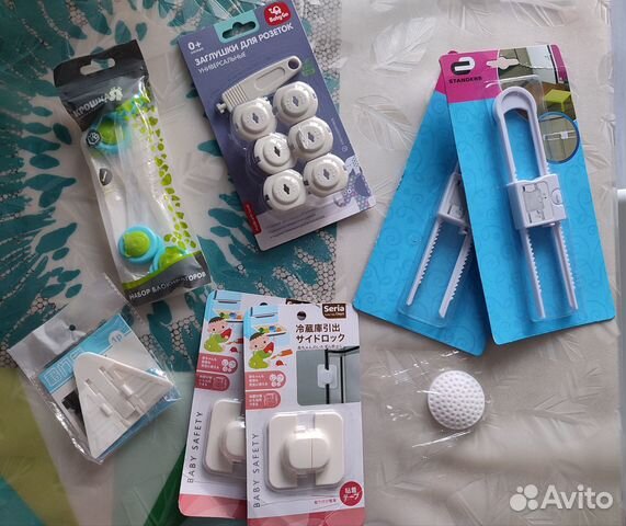 Защита для детей, заглушки, блокираторы