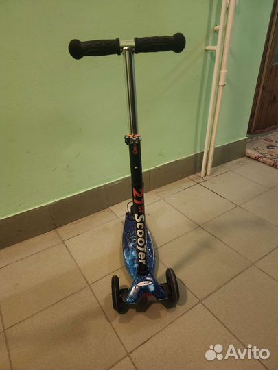 Самокат детский трехколесный