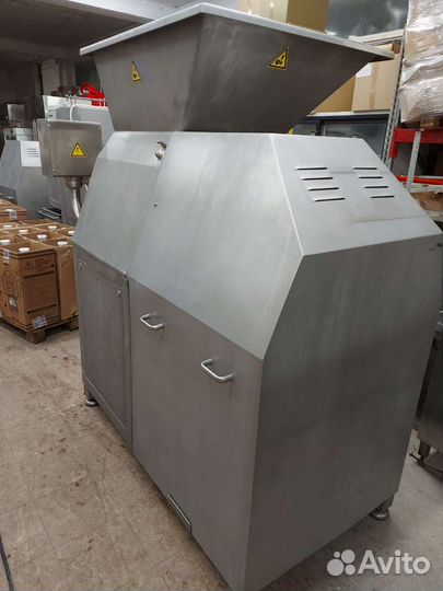 Пресс (сепаратор) мехобвалки мяса AM2C SM1830