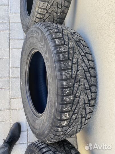 Nokian Tyres Hakkapeliitta 7 SUV 235/70 R16