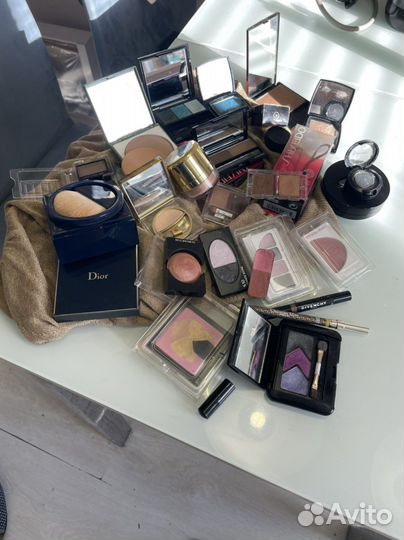 Декоративная косметика, парфюм из личной коллекции