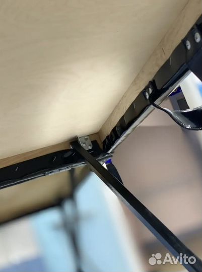 Массажный стол, кушетка для наращивания ресниц