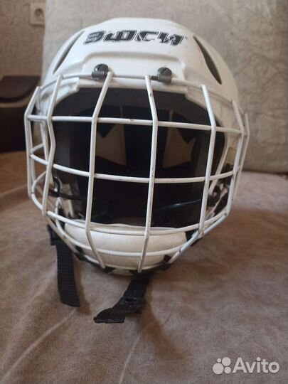 Шлем хоккейный