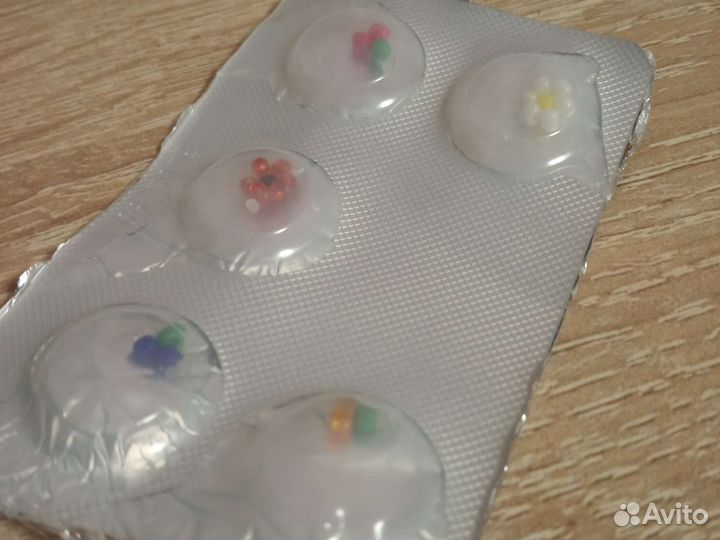 Цветочки и ягодки из бисера